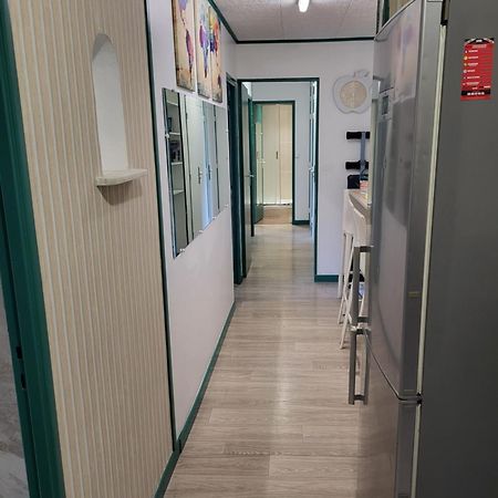 Private Room-3 In Hannana Apartment- 2 Min Walk To Tram 12 Min To Nice Train Station 15 Min To Massena Place Niza Exterior foto